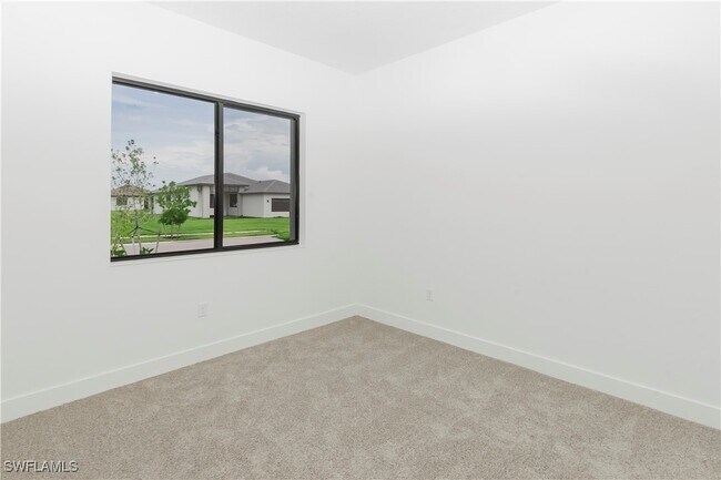 Building Photo - 5114 Panella Ave