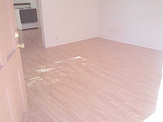 Building Photo - 203 N 13th St