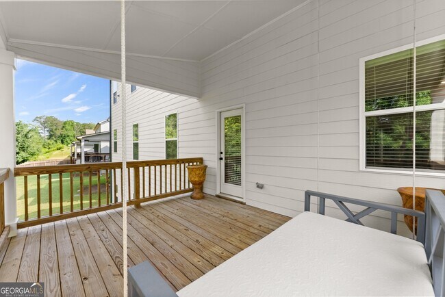 Building Photo - 4656 Silver Oak Dr SW