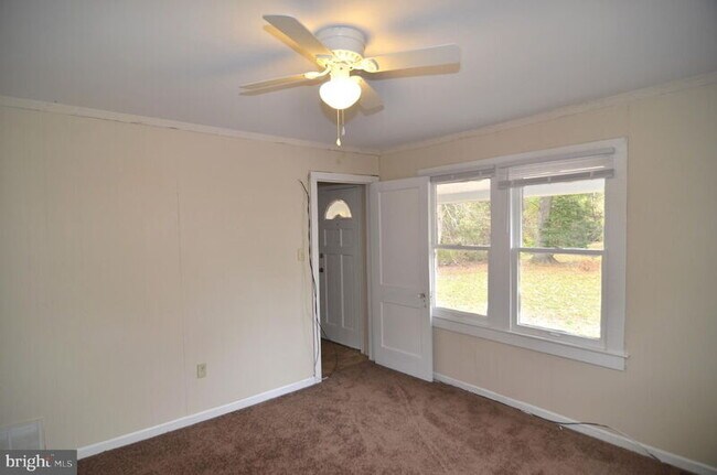 Building Photo - 5380 Beta Pl