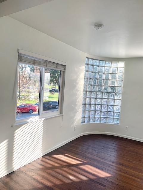 Interior Photo - 125 Cherry Ave