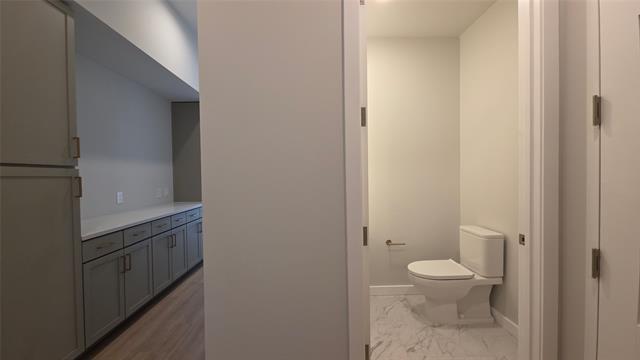 Building Photo - 3111 Sunset Blvd