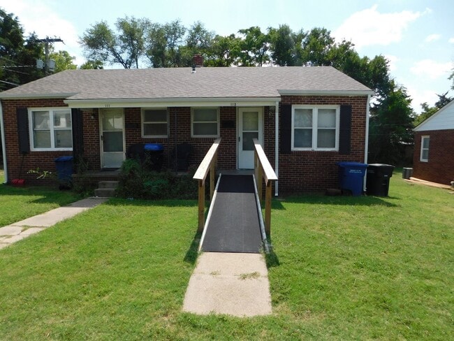 Building Photo - 1 Bedroom duplex in Augusta, w/ Ramp!