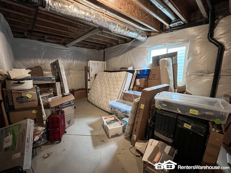 Building Photo - 25104 E Pinewood Pl