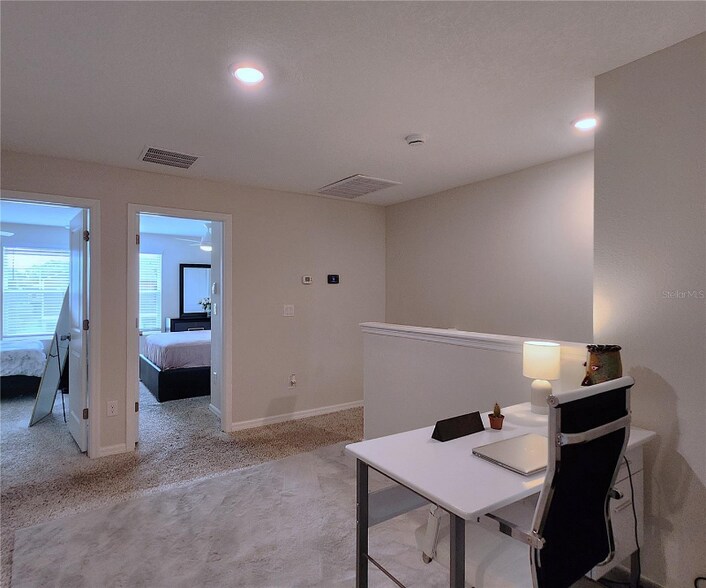 Building Photo - 17015 Coral Key Dr