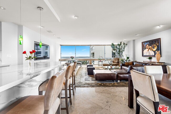 Building Photo - 2222 Ave of the Stars