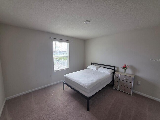 Building Photo - 1128 Eagle Claw Ln