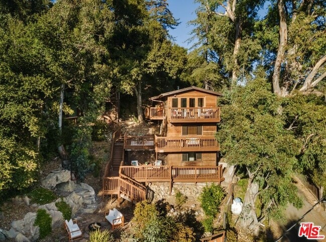 Building Photo - 517 Canon View Trail