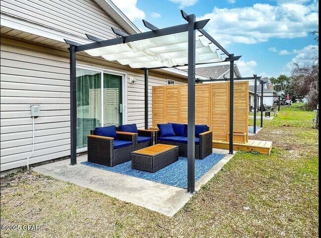 Building Photo - 2623 Lagoon Knoll Dr