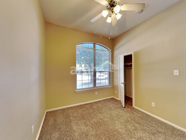 Building Photo - 702 Bethany Lake Blvd