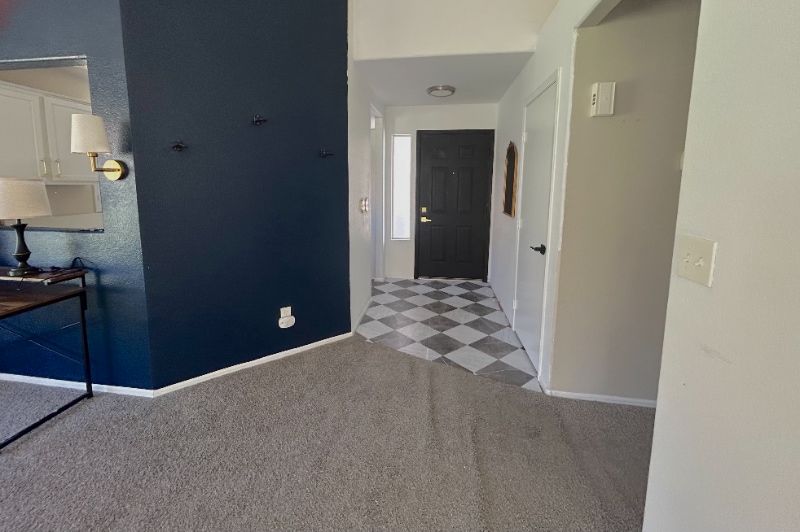 Building Photo - 3633 W Wahalla Ln