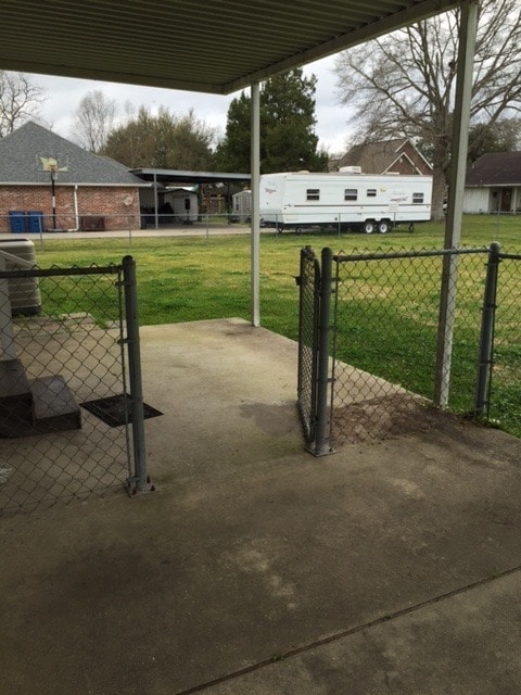 Building Photo - ADORABLE 3 Bed 1 bath in Breaux Bridge!!