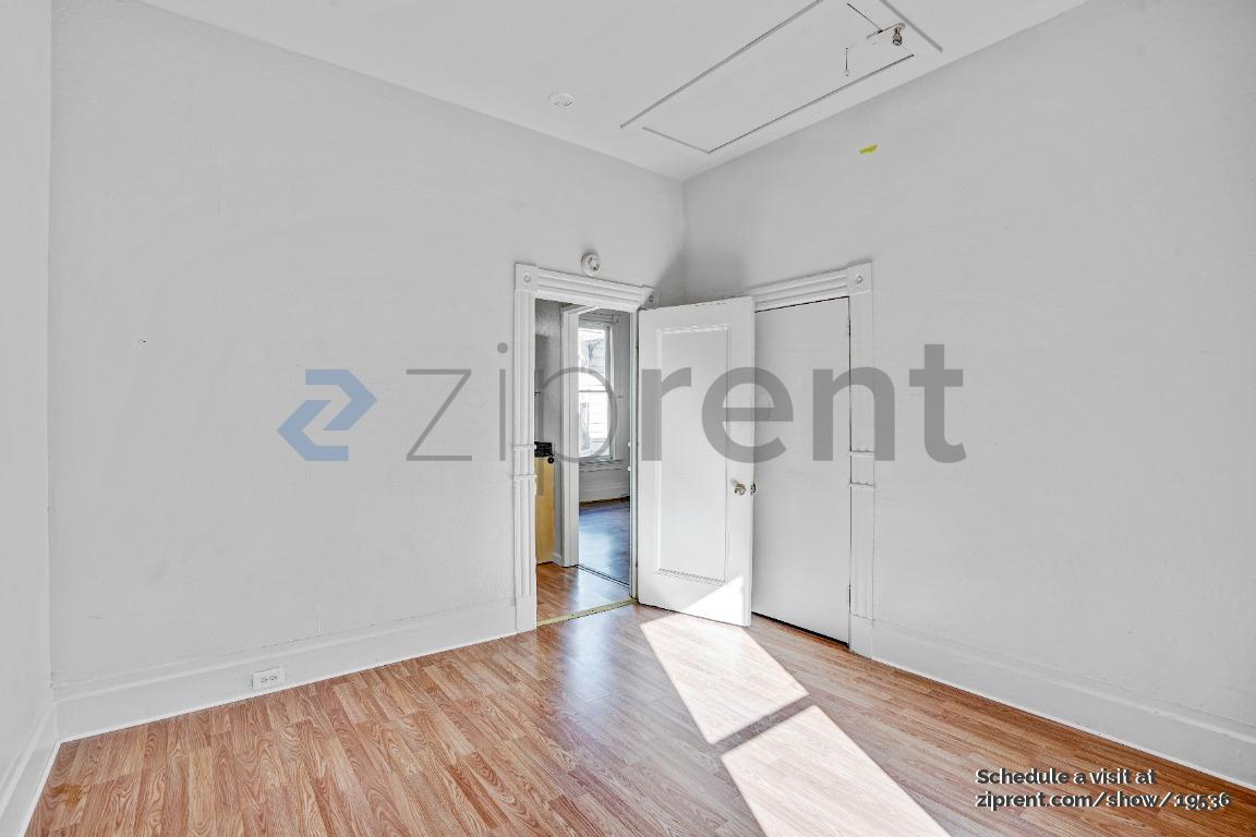 Building Photo - 965 56th St