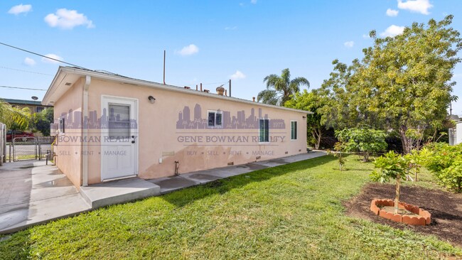 Building Photo - Modern Remodeled 3-Bedroom Home with Private Yard in Prime National City Location