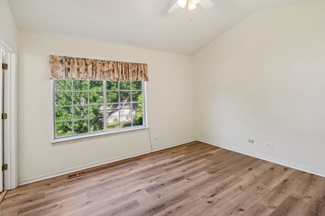 Building Photo - 644 Sandwedge Pl
