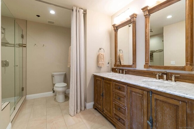 Building Photo - 8263 Camino Del Oro
