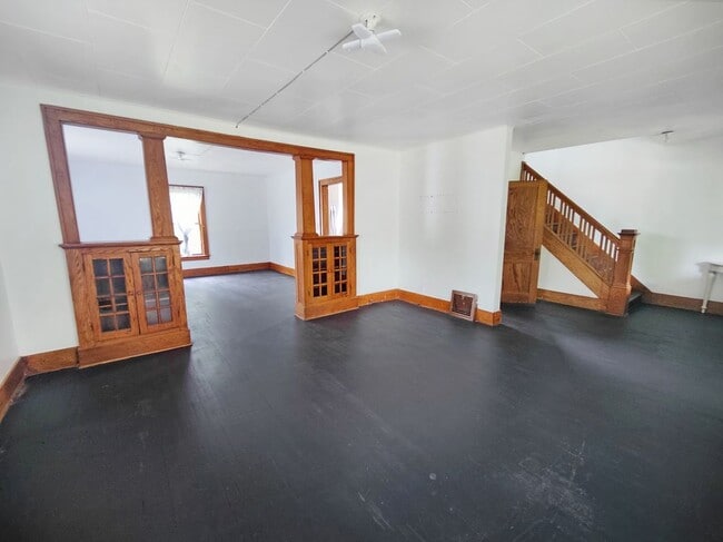 Building Photo - 1505 Downey St
