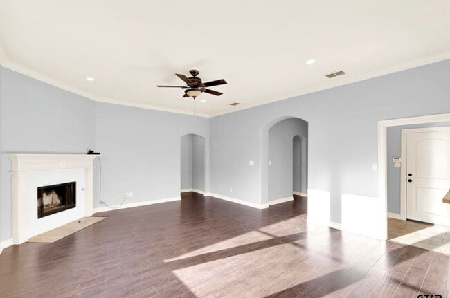 Building Photo - 19582 Ruggles Court