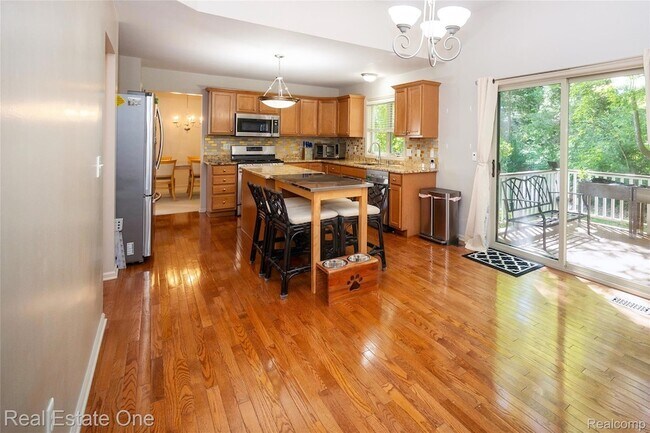 Building Photo - 3481 Castlewood Ct