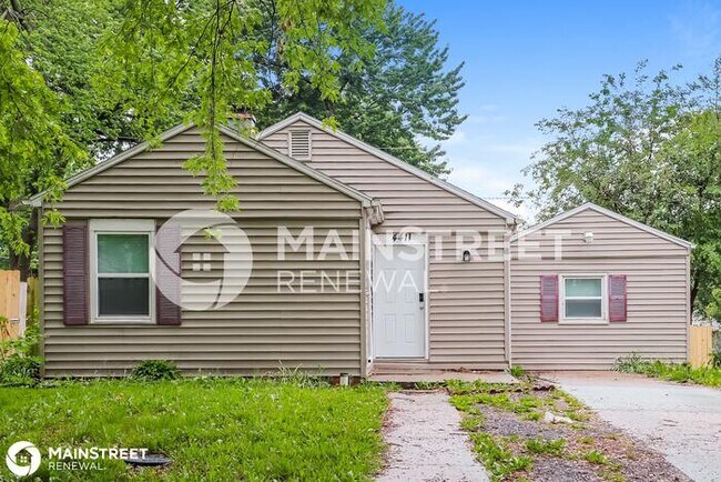 Primary Photo - 4411 N Charlotte Street, Kansas City, MO 6...