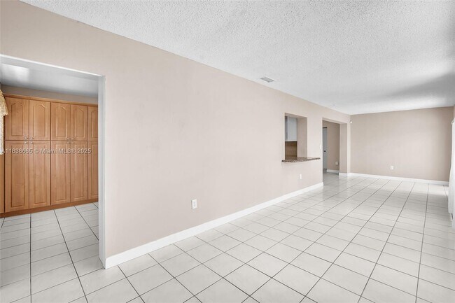 Building Photo - 9200 SW 54th St