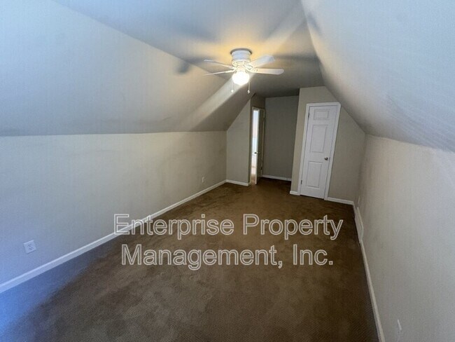 Building Photo - 7476 Bakers Glenn Ln