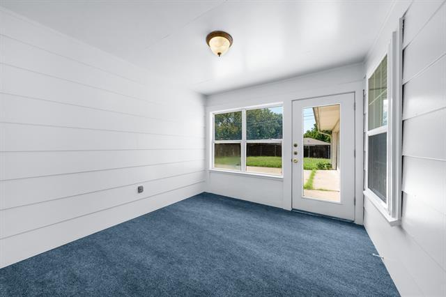 Building Photo - 924 Imperial Dr