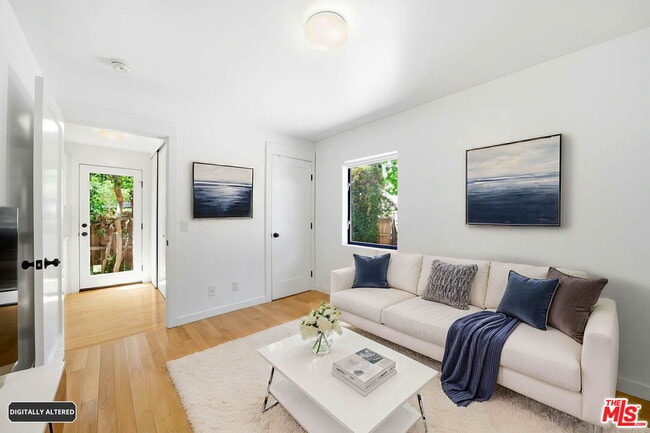 Building Photo - 1739 N Ave 46