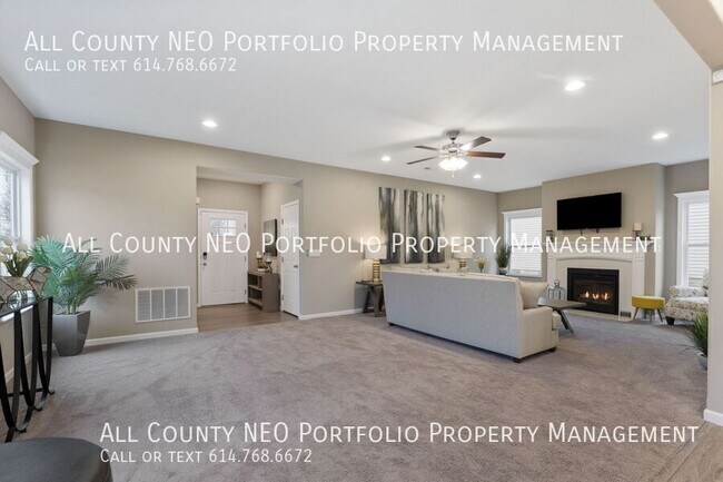 Building Photo - 1481 Channel Pl