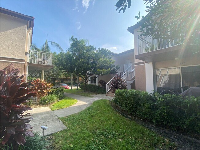 Building Photo - 11232 SW 12th St