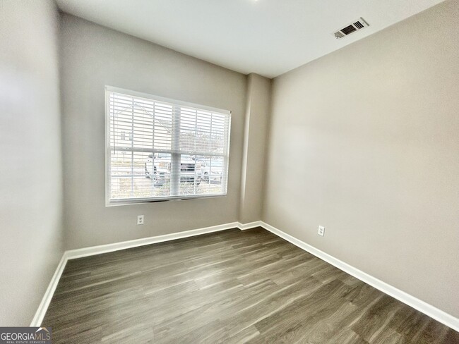 Building Photo - 729 Wheel House Ln