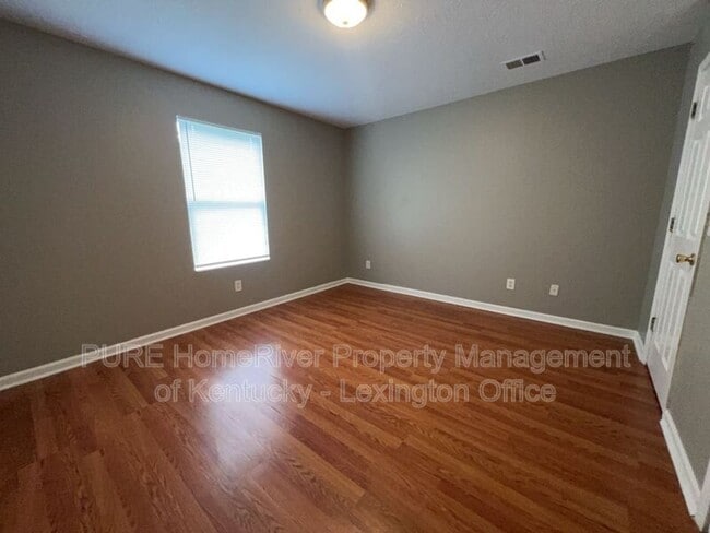 Building Photo - 226 Mousas Way