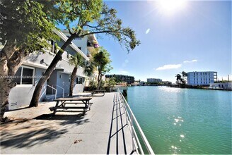 Building Photo - 8260 Byron Ave