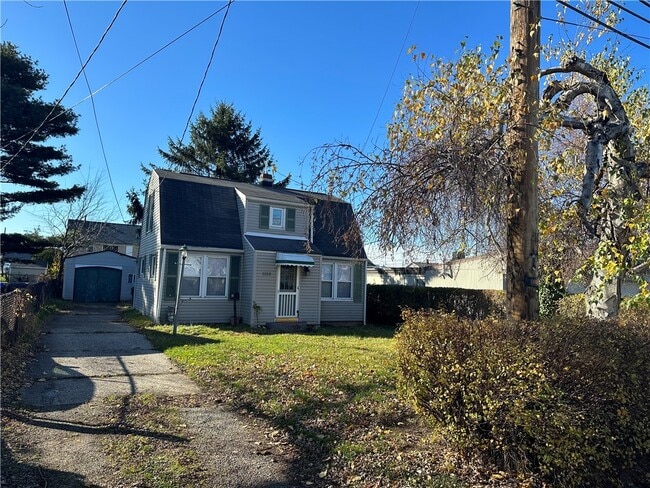 Primary Photo - 1212 Filmore Ave