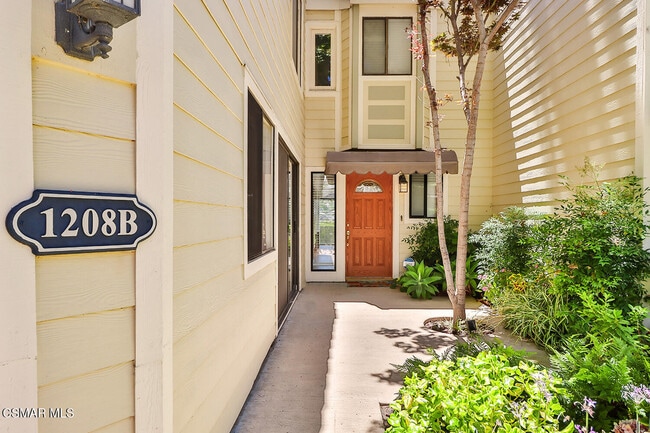 Building Photo - 1208 Westlake Blvd