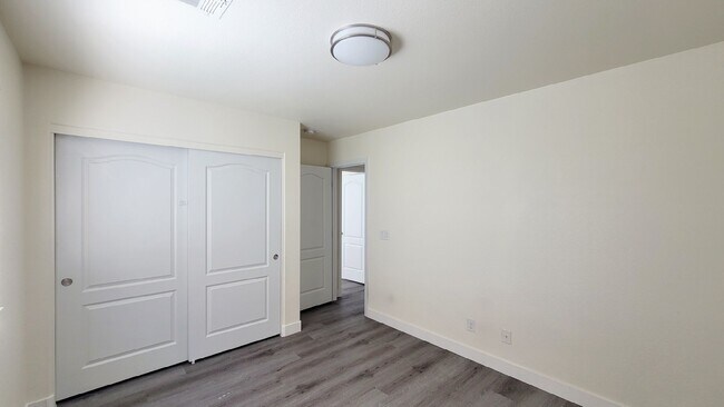 Building Photo - 8518 Genesee Ct