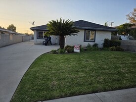Building Photo - 625 N Angeleno Ave
