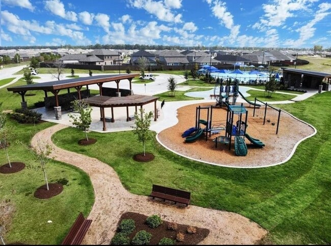 Building Photo - 15130 Pr Ml Dr