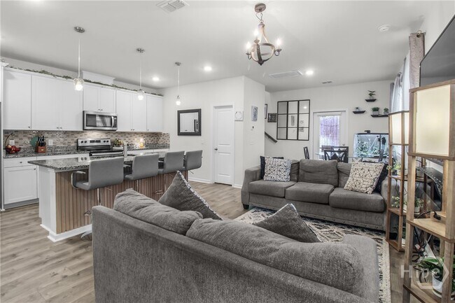 Building Photo - 148 Benelli Dr