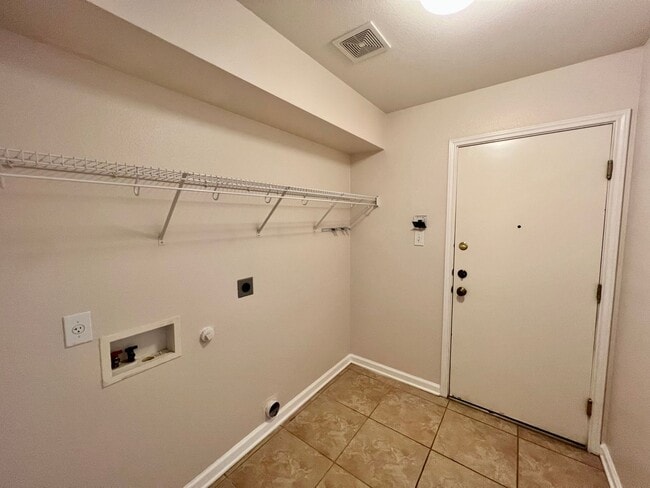 Building Photo - *COMING SOON* Charming 3BR Home with Fenced Yard & Two-Car Garage Near 1604!