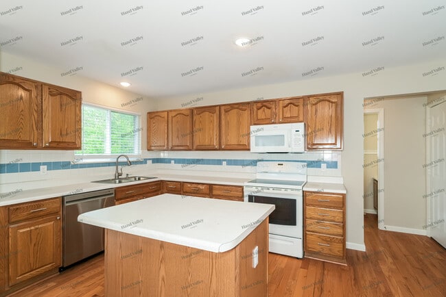 Building Photo - 1737 Western Pines Ct