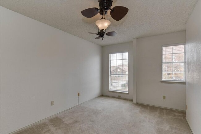 Building Photo - 13210 Marrero Dr