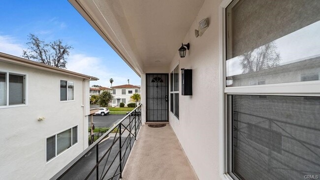 Building Photo - 107 N 1st St