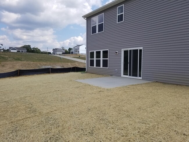 Building Photo - 1389 Meadowrun Ln