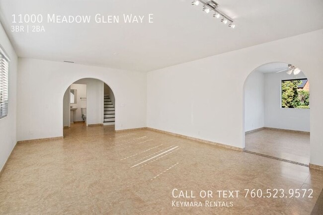 Building Photo - 11000 Meadow Glen Way E