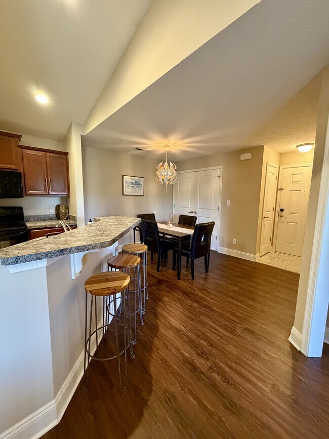Building Photo - 100 Capstone Dr