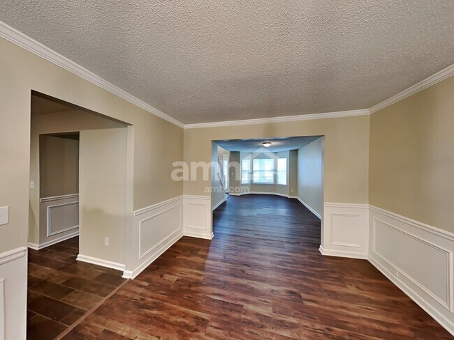 Building Photo - 4909 Lilly Stem Dr