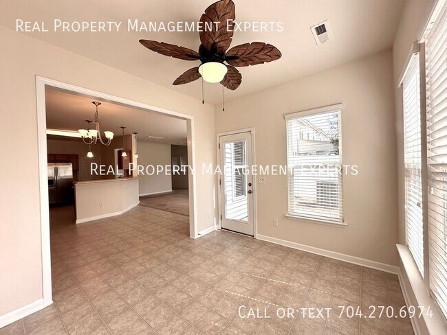 Building Photo - 6524 Portland Rose Ln