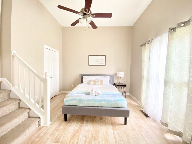 Building Photo - 1254 Township Dr