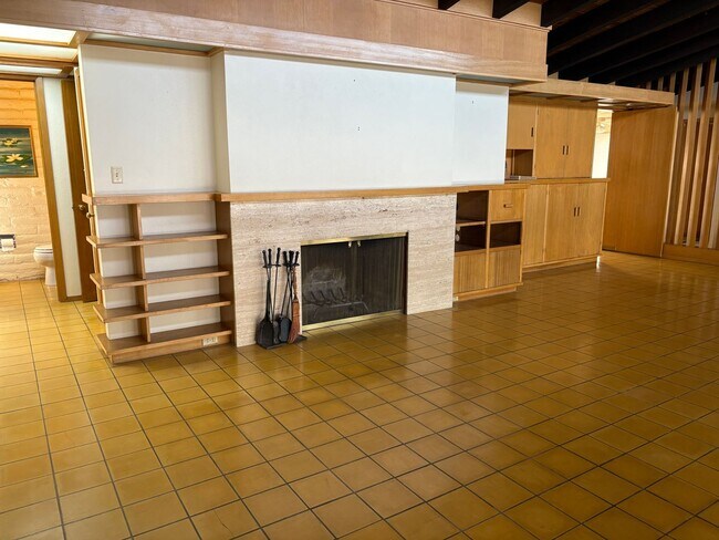 Building Photo - Tucson West 3 Bedroom